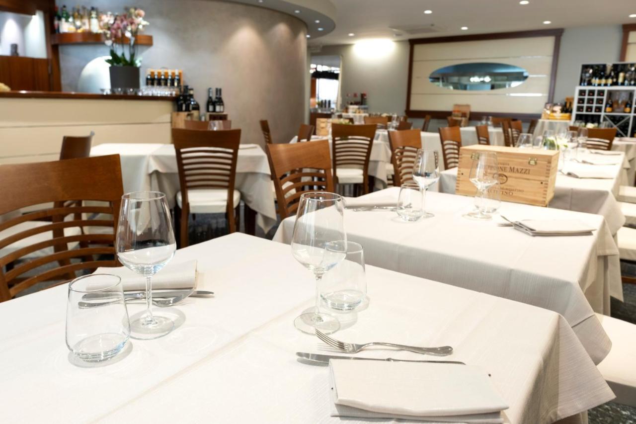 Hotel Mirage Viareggio Luaran gambar