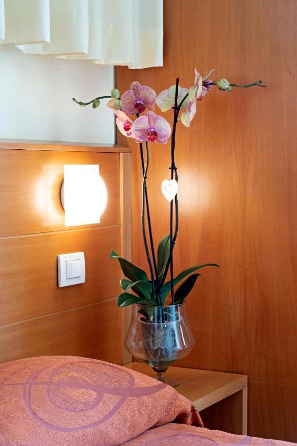 Hotel Mirage Viareggio Luaran gambar
